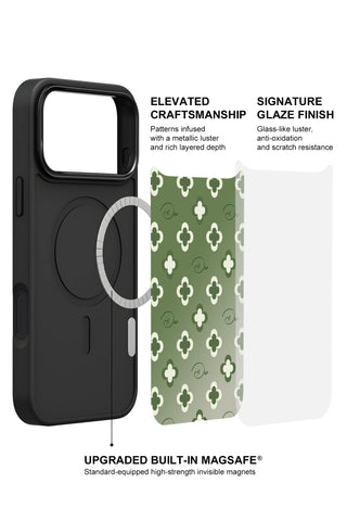 MagSafe magnetic feature on custom iPhone 17 Pro Max case design by MultiCustomize